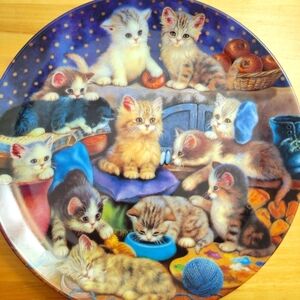 "Frisky Business" by Jurgen Scholz First Issue Plate in Litter Rascals series